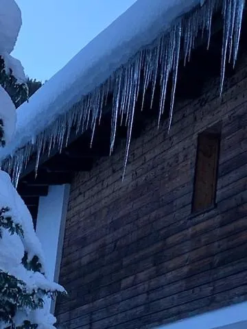 Lori アパート ヴァルト・アム・アールベルク